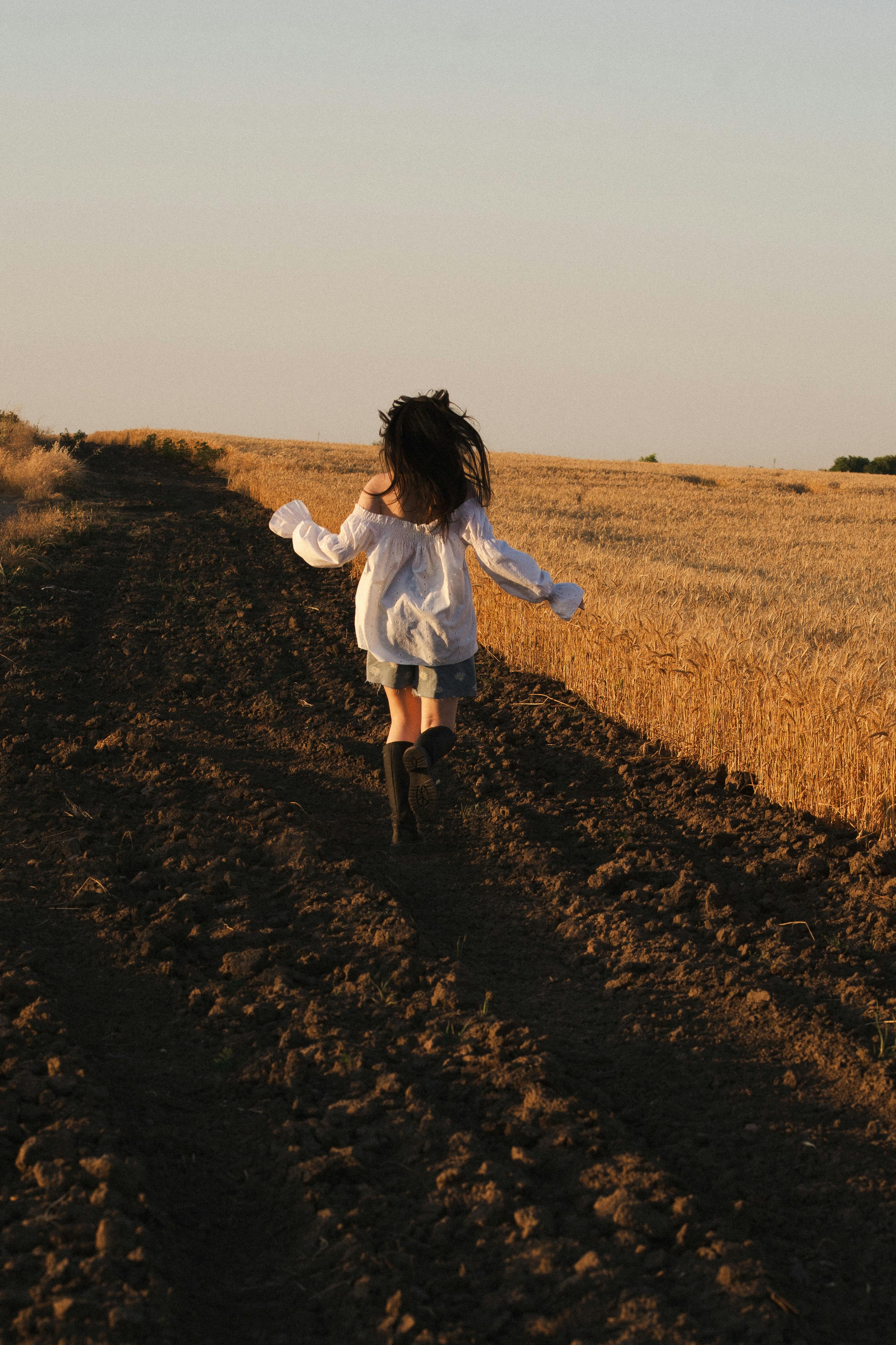 糖心vlog 创作者头像（旅行风格）