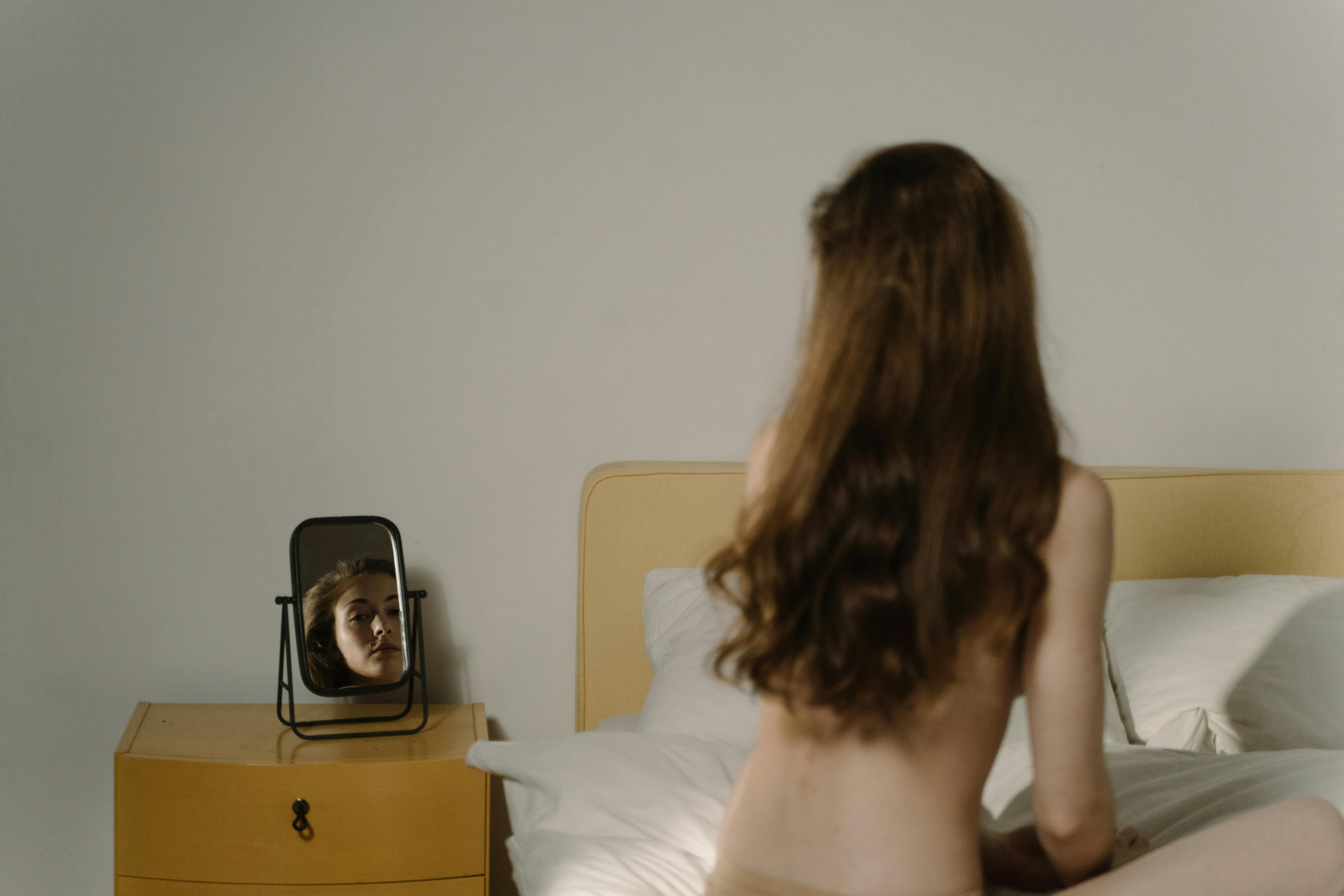 电影《棉雾边境》海报图